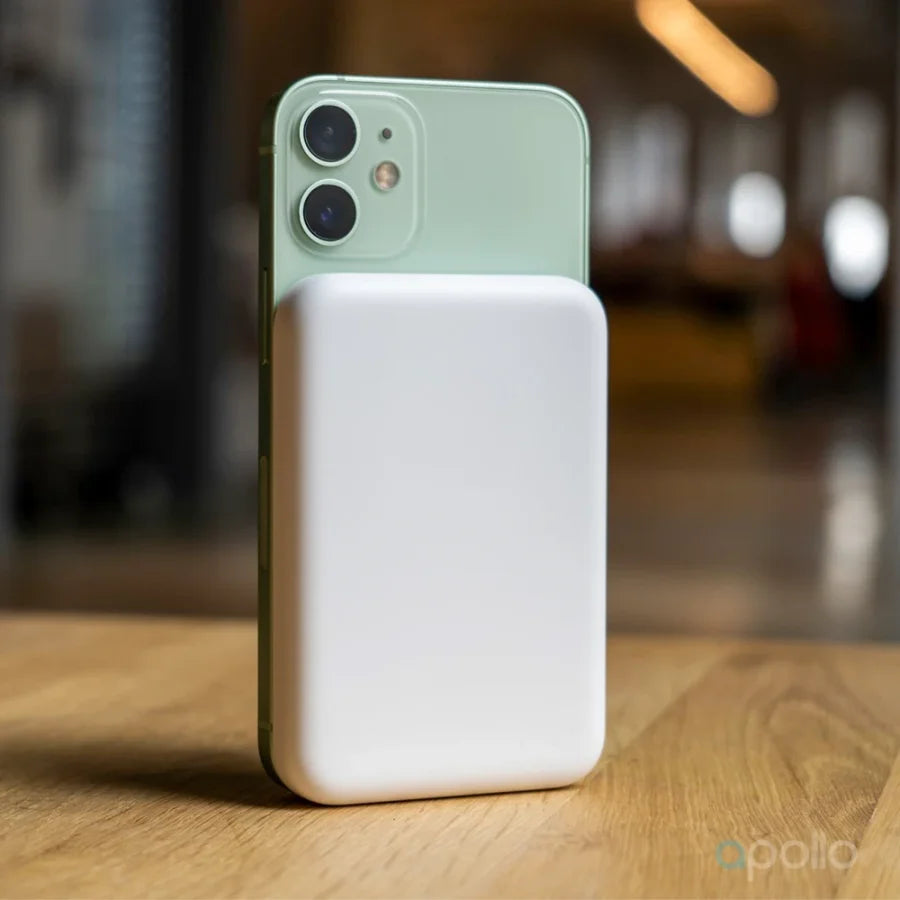 Apollo MagBat 5,000 mAh Magnetic Power Bank – White